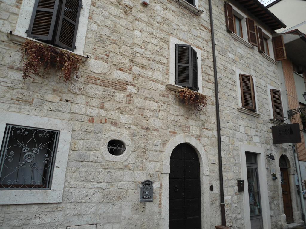 B&B Rosaspina Ascoli Piceno Exterior photo